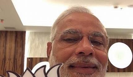 Move over, the Oscar selfie! The Narendra Modi selfie is here