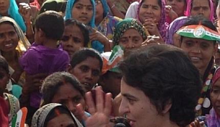 Priyanka asks Amethi to vote for 'liberal' Rahul