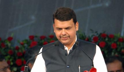 Fadnavis sworn in as first BJP CM of Maharashtra