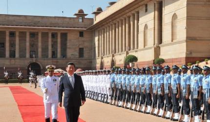 Prez Xi Jinping receives guard of honour at Rashtrapati Bhavan