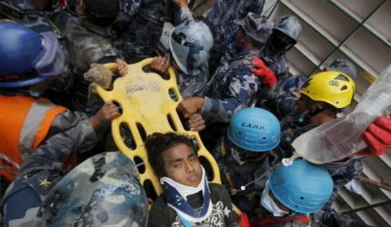 15-year-old pulled alive from rubble 5 days after Nepal quake