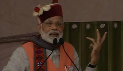 Congress has become a laughing club, Modi says in Himachal