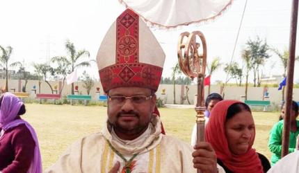 Bishop accused of raping Kerala nun steps down