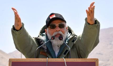 Tell the reality of Chinese incursions: Cong to PM