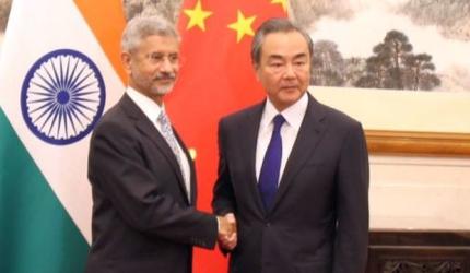Chinese foreign minister dials Jaishankar, talks peace