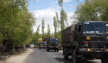 Army Vice Chief reviews preparedness in Ladakh