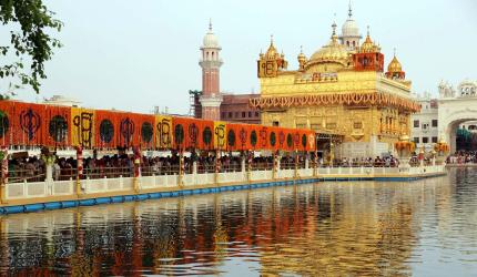Email threatens to blow up Golden Temple, security beefed up