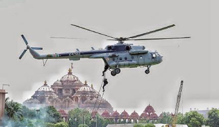 I-Day: NSG commandos conducts security drills 