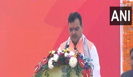 Rajasthan: CM Urges Entrepreneurs to Invest