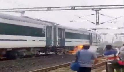 Fire in Bhopal-Delhi Vande Bharat train, no casualty