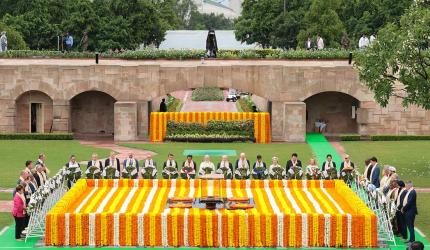 PIX: G20 leaders bow to Mahatma Gandhi at Rajghat