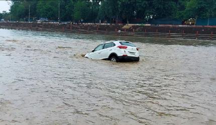 Youths following Google Maps drive into Kerala river