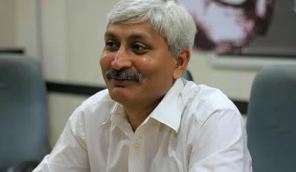 DU professor 'advised' to submit text of US varsity talk