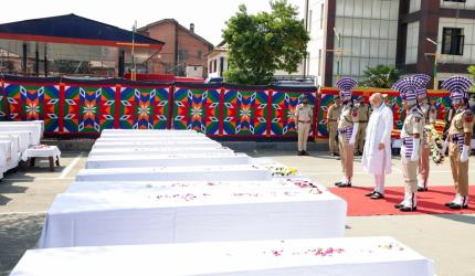 Modi meets top officials, Shah visits scene of attack