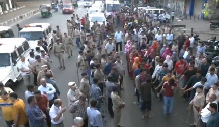 Over 550 illegal Bangladeshi immigrants held in Guj