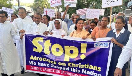 C'garh court grants bail to 2 Kerala nuns in conversion case