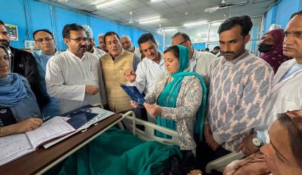 Minister, officials differ on fate of 215 Jamait-linked schools in J-K