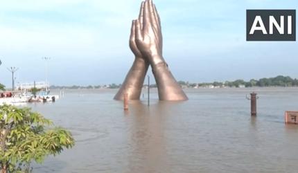 Varanasi's arti, cremations done on rooftop as Ganga floods ghats