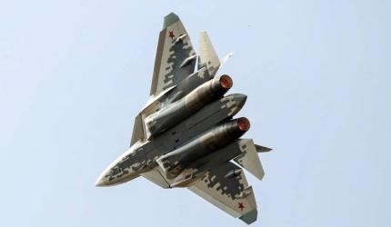 Su-57 stealth jet, S-400 in focus during Putin's visit