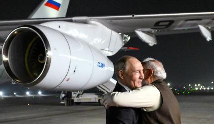 Kremlin Didn't Know About Modi Gesture