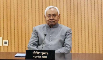 Nitish distributes new depts, retains civil aviation