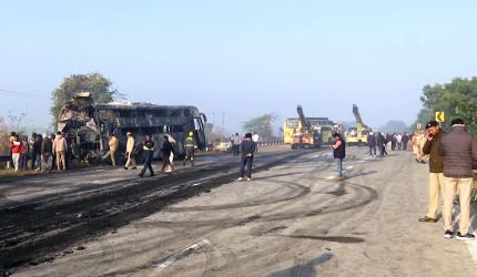 Fog crash: She saved her kids, then vanished in flames