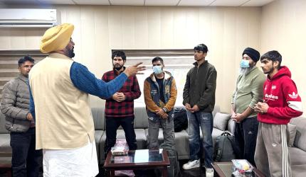 Why Punjabis risk illegal 'donkey' route for American dream