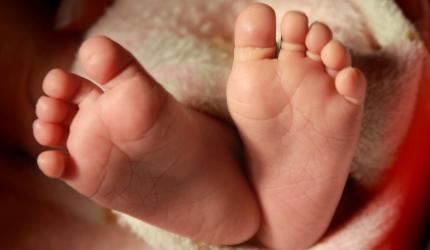 Woman with postpartum psychosis puts 15-day-old baby in fridge