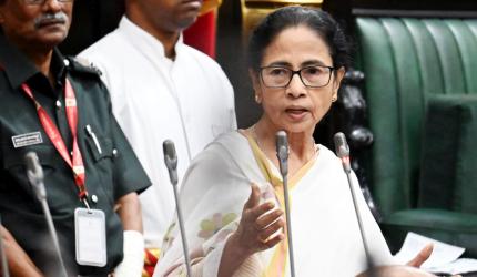 Hold me in detention camps if you can: Mamata dares BJP