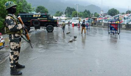 Amarnath Yatra suspended amid heavy rains