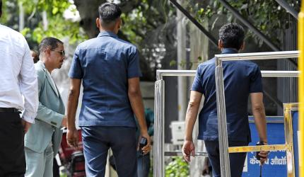 ED's chargesheet in land deal first to name Vadra in criminal case