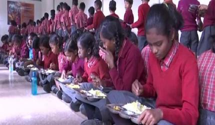 Now CBSE brings 'oil boards' to fight fat in schools