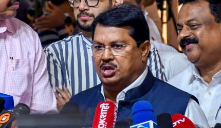 'Why no protest': Cong seeks Maha CLP leader's explanation