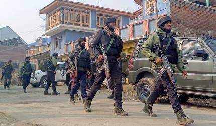 J-K police bust Lashkar-Jaish-linked app network; 10 detained