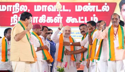Is BJP The 'Party-Splitter' In TN Too?