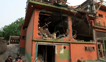 Pak handles sharing old photos of IAF crashes: India