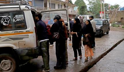 Families Flee To Escape Pakistan Shelling