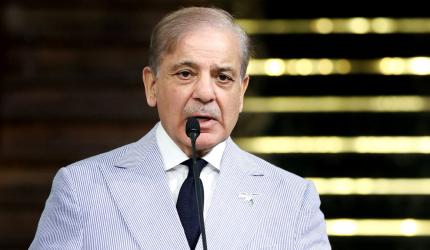 Backed by Ankara, Baku, Sharif seeks talks with India