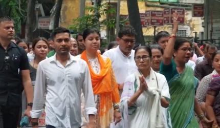 SIR showdown in Bengal: Mamata, BJP hold rallies