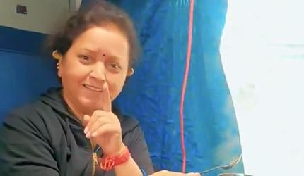 Passenger cooks noodles using kettle in train; Railways react