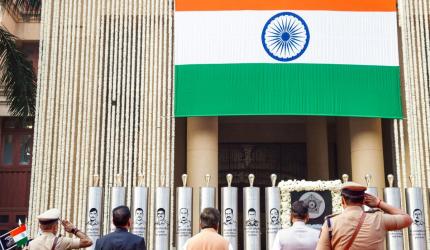 Mumbai remembers 26/11 martyrs on 17th anniversary