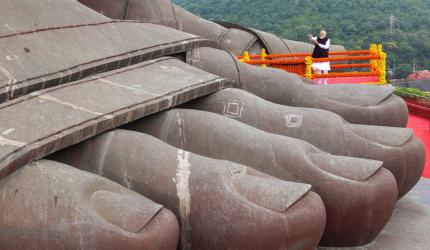 Sardar Patel wanted to unite Kashmir with India, but...: Modi