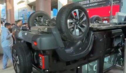 Brand-new Thar crashes out of Delhi showroom, falls on road
