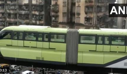 Tech snag halts Mumbai's monorail, 2nd incident in a month