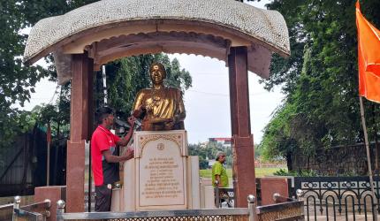 Paint thrown on Meenatai Thackeray statue in Mumbai sparks outrage