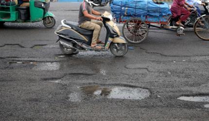 Bengaluru pothole horror: Truck crushes 22-year-old student