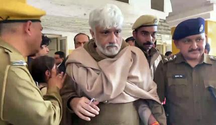 SC grants bail to Vikram Bhatt in cheating case