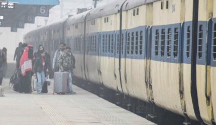 Train evacuated after bomb threat at UP railway station
