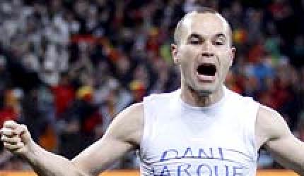 Iniesta wins World Cup for Spain in extra-time