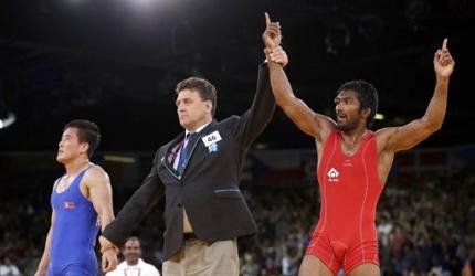 Grappler Yogeshwar Dutt clinches bronze